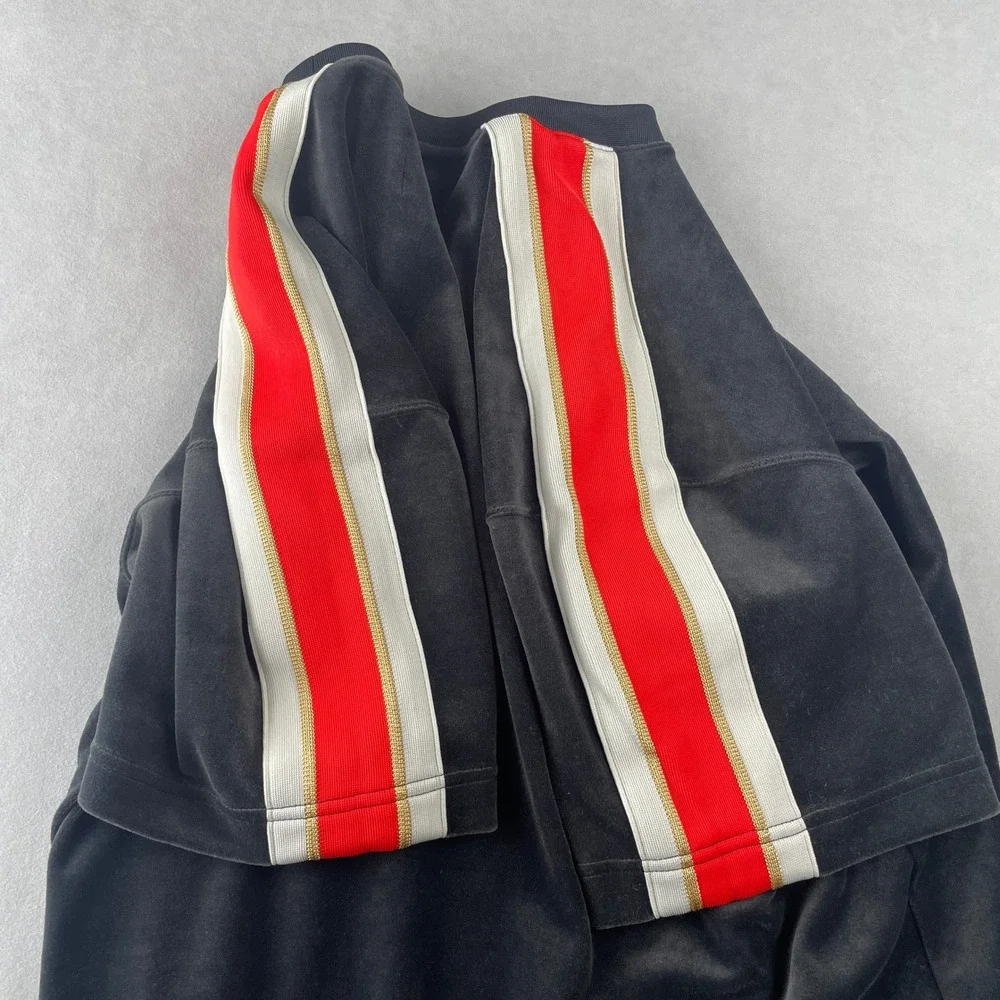Jordan T-Shirt Men M Black Red Gold Stripe Velour Stretch Soft Luxury BV4051-010